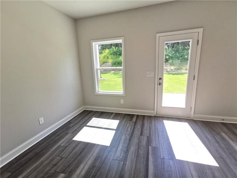 Building Photo - 209 Station Overlook Dr