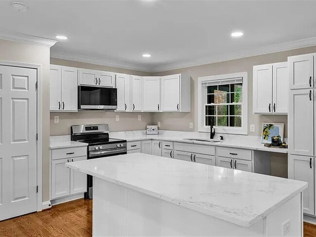 Building Photo - Earn Wealth While Leasing - Like a Homeowner - Lease to Own