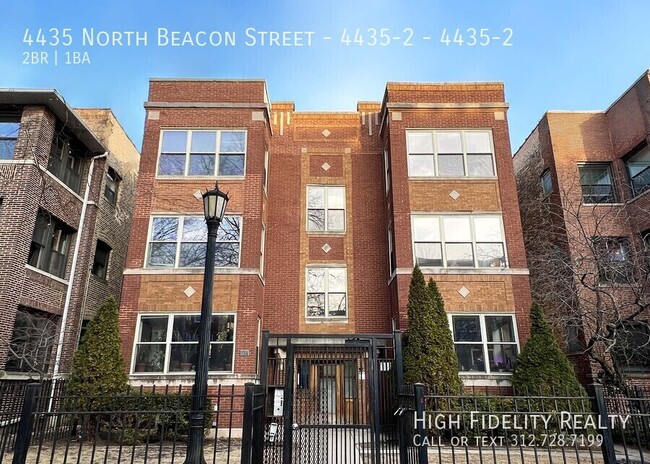 Primary Photo - 4435 N Beacon St