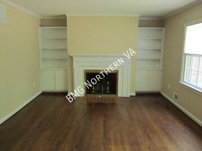 Building Photo - 1160 Wimbledon Dr