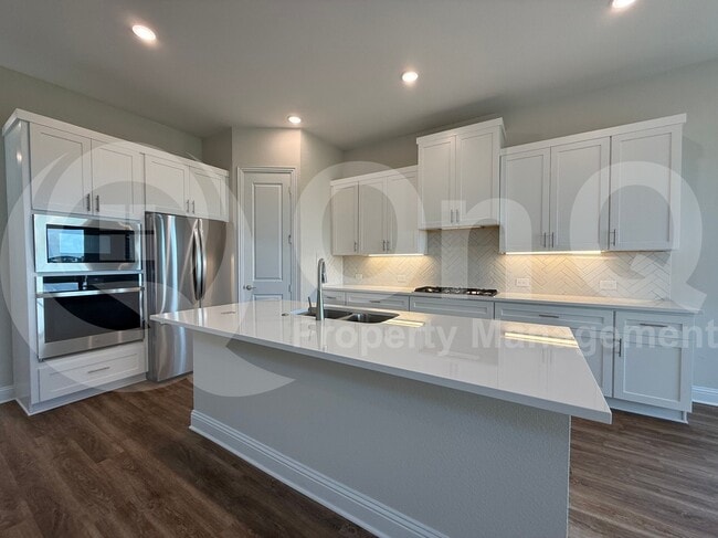 Building Photo - 11531 Chartwell Ct