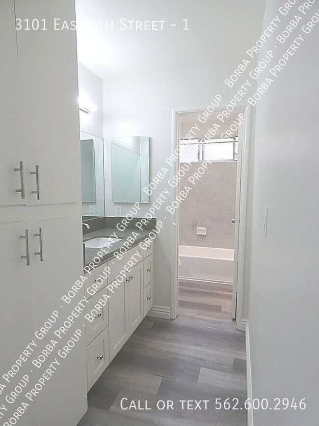 Building Photo - 3101 E 6th St