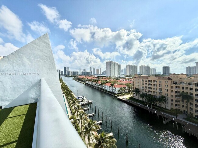 Building Photo - 2950 NE 188th St