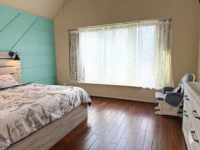 Building Photo - 29011 Powder Ridge Dr