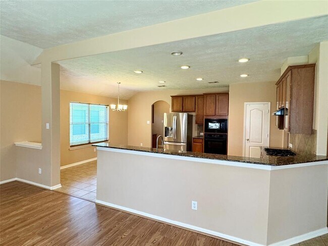 Building Photo - 11323 Sandermeyer Dr