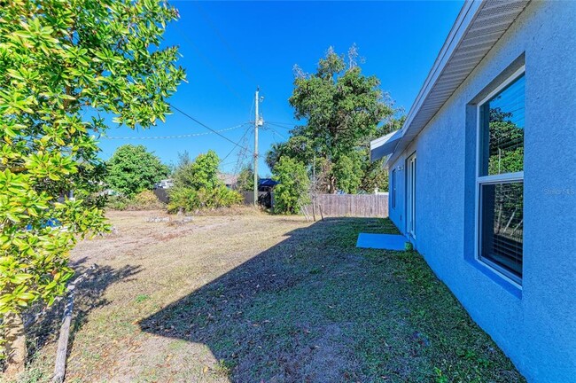 Building Photo - 1263 Somerset St