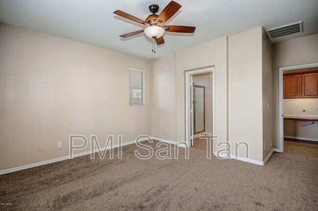 Building Photo - 21319 E Alyssa Rd