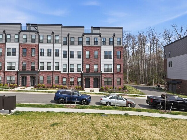 Building Photo - 13353 Coalfield Station Ln