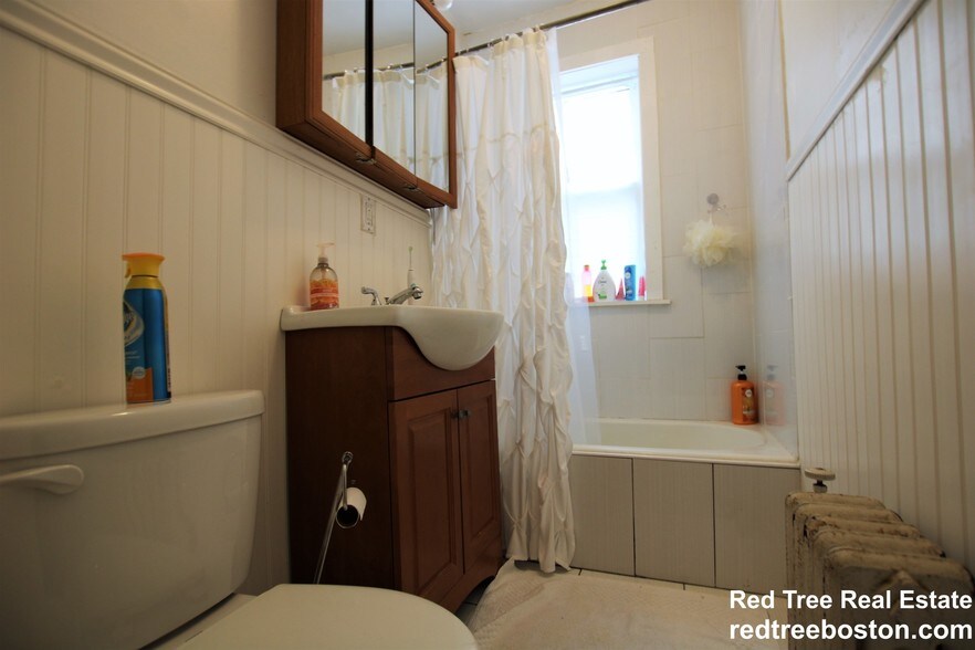 Building Photo - 2003 Commonwealth Avenue