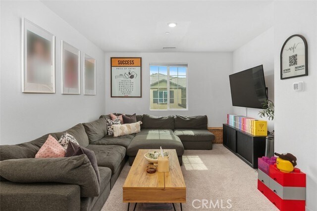 Building Photo - 32600 Manhattan Ave