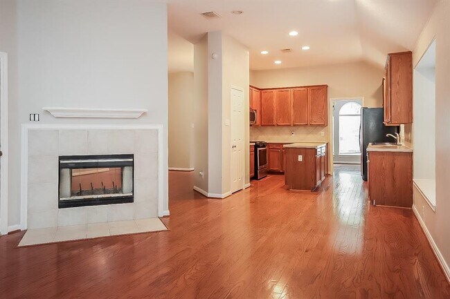 Building Photo - 111 N Rambling Ridge Pl