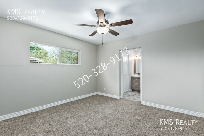 Building Photo - 901 S Belvedere Ave