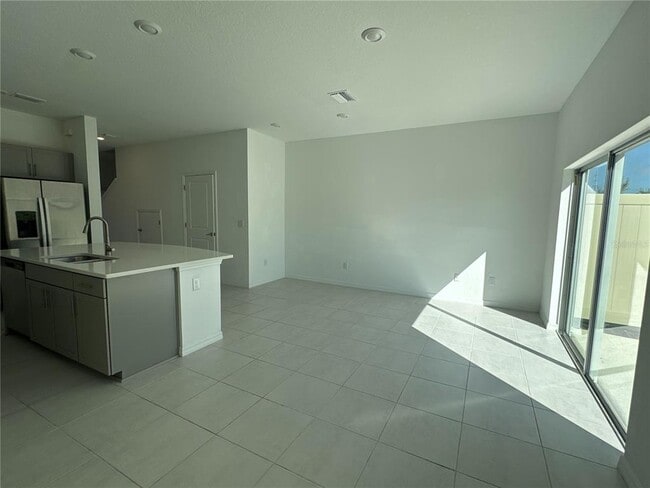 Building Photo - 2416 Paravane Wy