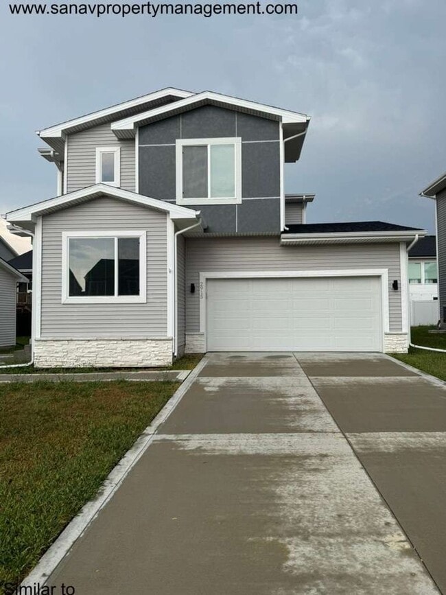 Building Photo - Modern 3-Bedroom, 2.5-Bath Home in Prime N...