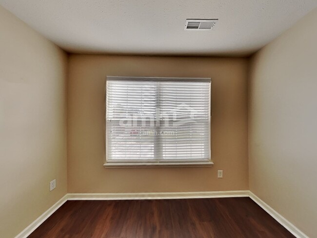 Building Photo - 760 Harvest Ridge Dr