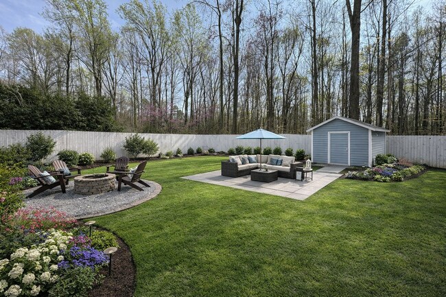 Building Photo - 8418 Knollwood Cir