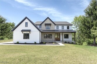 Building Photo - 17440 Sawgrass Cir