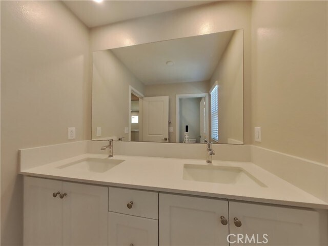 Building Photo - 31720 Willowood Way