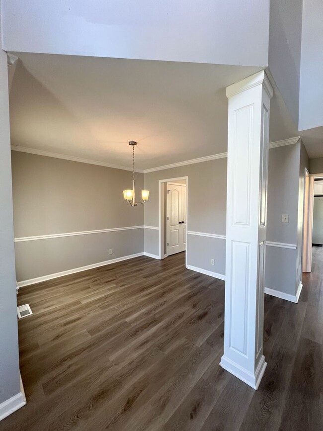Building Photo - Beautiful 3-Bedroom Home with Bonus Room, ...
