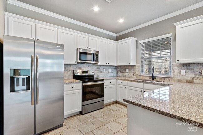 Building Photo - 3820 Williams Cove