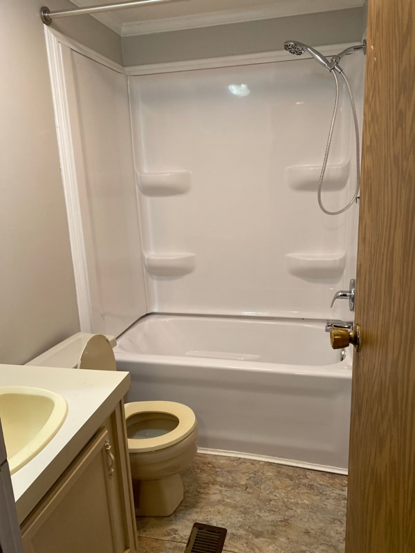 Building Photo - 111 Ells Country Estates