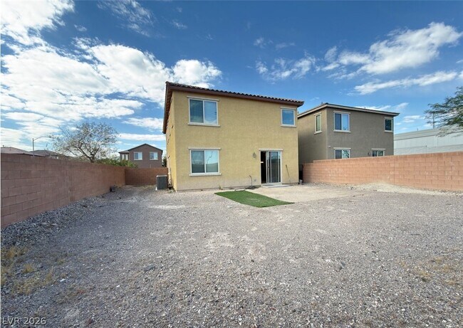 Building Photo - 1074 Valley Light Ave