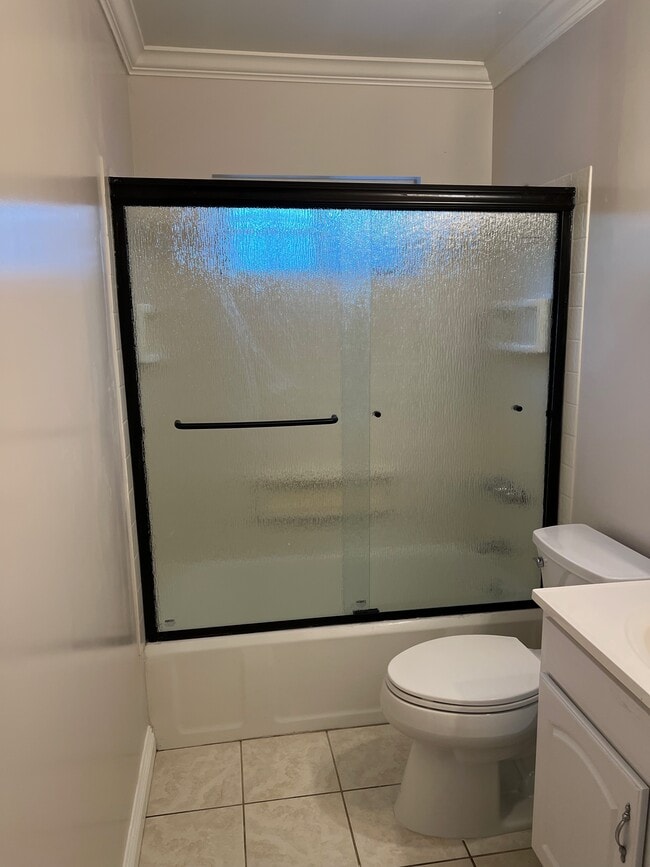 Bathroom Shower - 10804 Ashby Ave