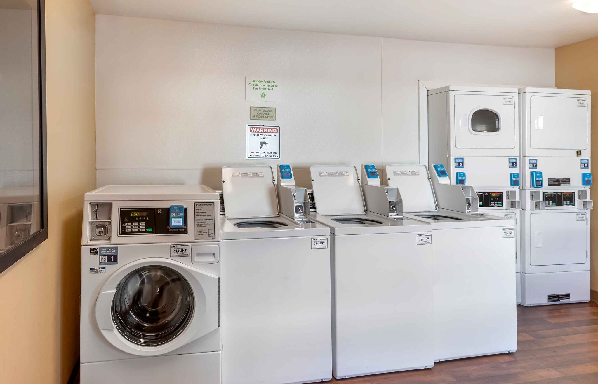 Building Photo - Furnished Studio-Denver - Tech Center - Central