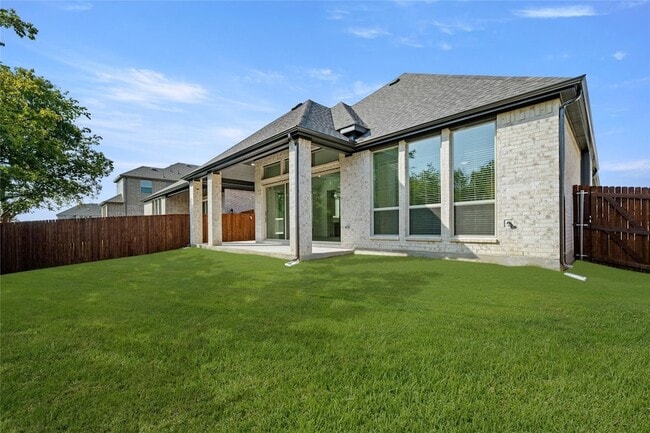 Building Photo - 2209 Pelican Dr