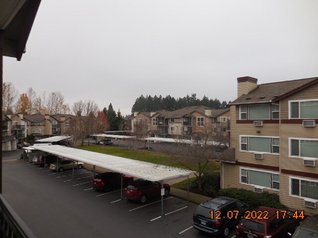 Building Photo - 750 NW 185th Ave
