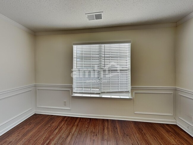 Building Photo - 3232 Spring Mesa Dr SW