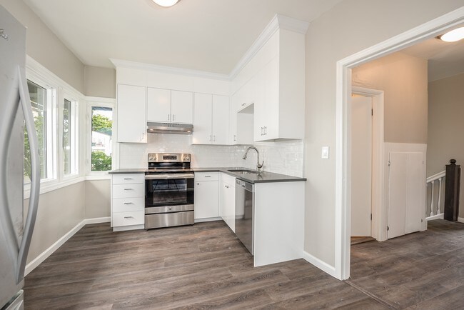 Interior Photo - Boylston Flats