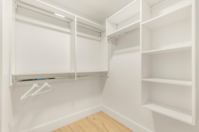 Building Photo - 175 2nd St