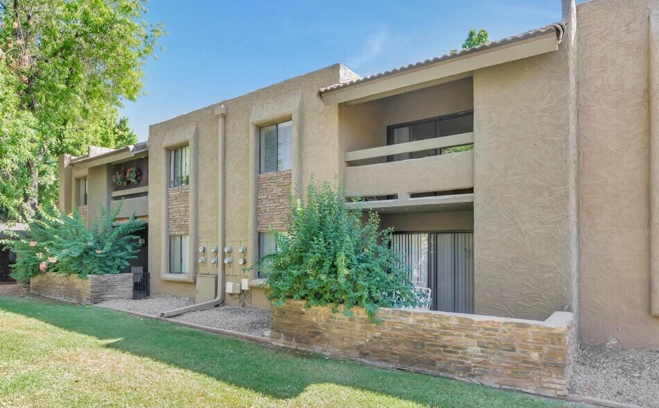 Exterior. Our unit is an upper. - 3825 E Camelback Rd
