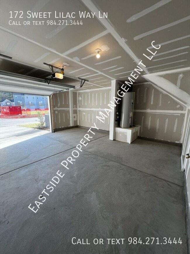 Building Photo - 172 Sweet Lilac Wy