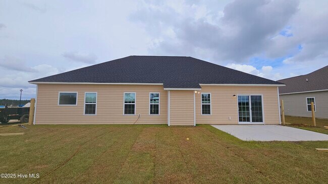 Building Photo - 542 Appalachian Trl N