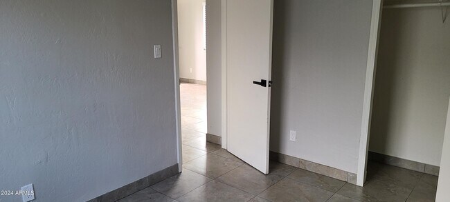 Building Photo - 2540 West Campbell Ave