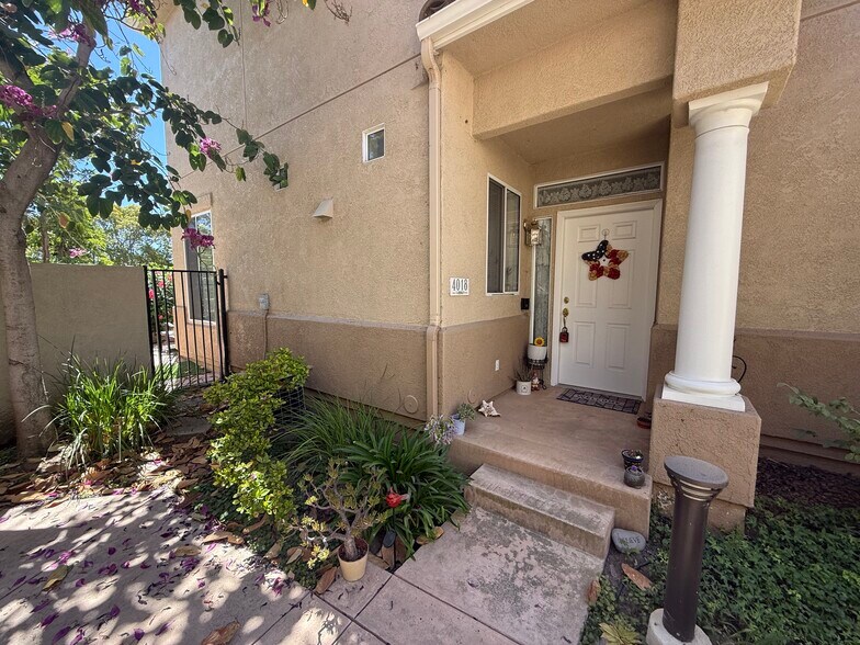 Building Photo - 4018 Brindisi Pl