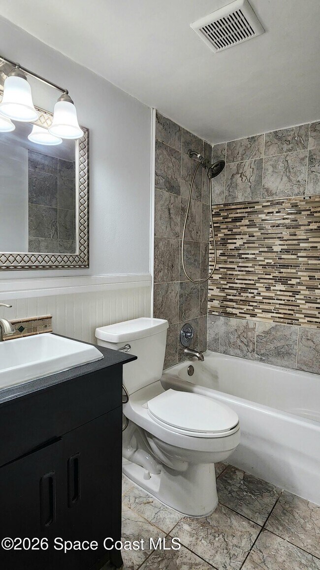 Building Photo - 2980 Sir Hamilton Cir