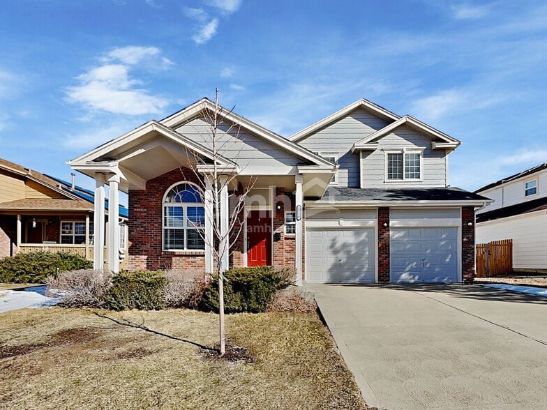 Primary Photo - 2320 S Gibralter Way