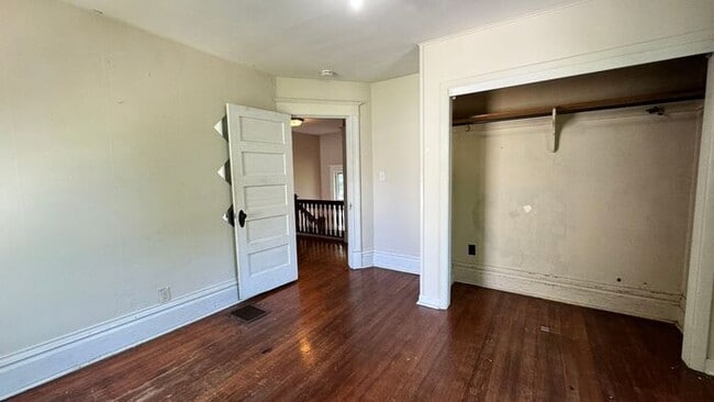 Building Photo - $2,300 | 4 Bedroom, 2 Bathroom Multi Floor...