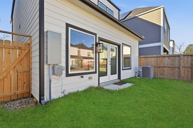 Building Photo - 417 Stonework Sage Ln