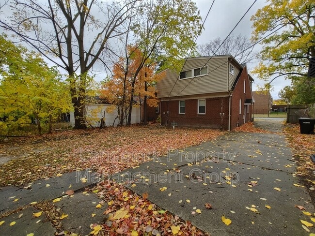 Building Photo - 19152 Sunderland Rd