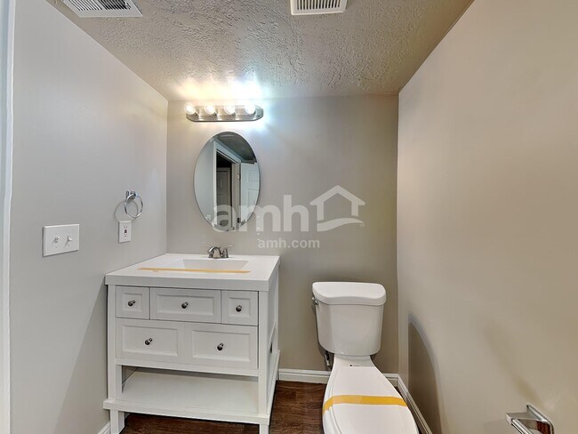 Building Photo - 3147 W 1200 N