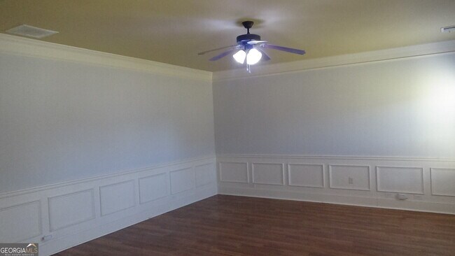 Building Photo - 125 Avondale Dr