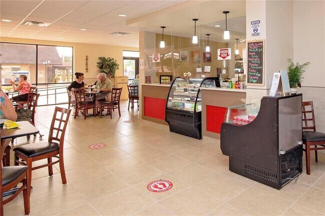 Building Photo - 2421 E Del Webb Blvd
