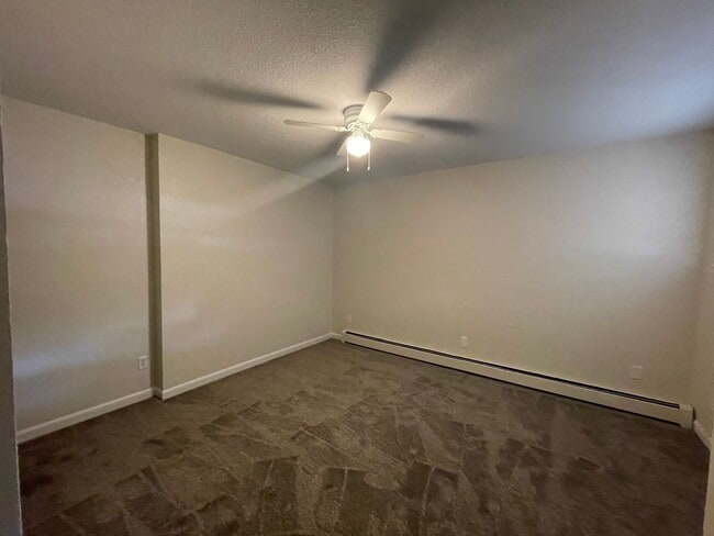 Building Photo - 3030 Oneal Pkwy