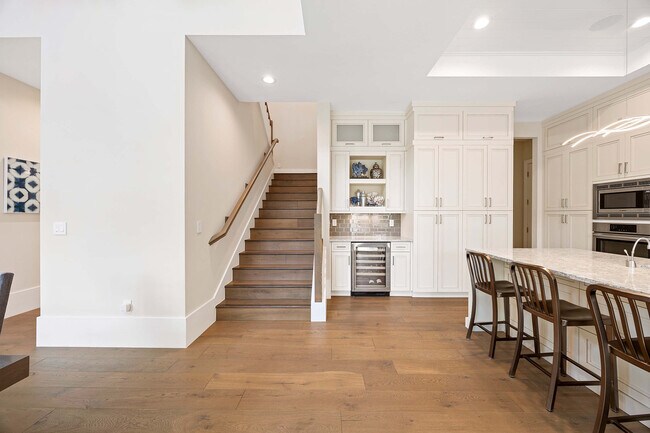 Building Photo - 9171 Mercato Ln