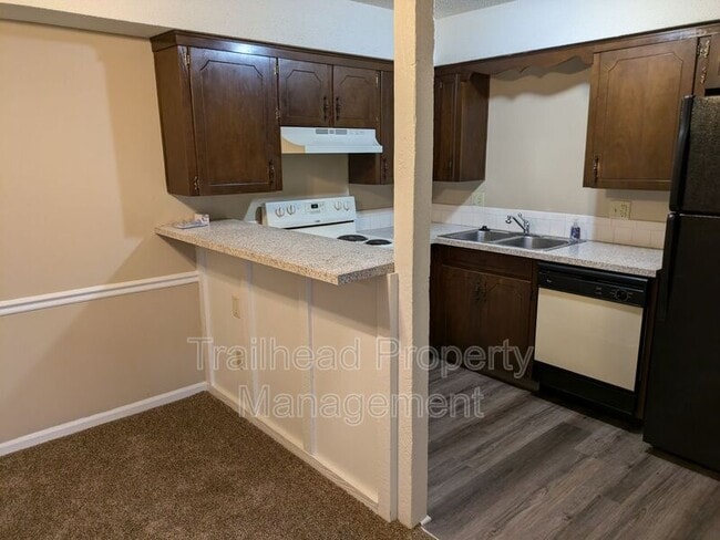 Building Photo - 5801 Woodson Dr