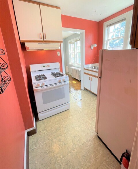 Building Photo - 6532 Wilkins Ave